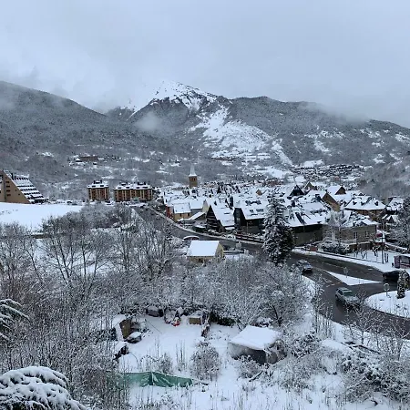 Homenfun Baqueira Beret, Betren-vielha شقة